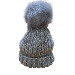 Free People Cozy Gray Knit Pom-Pom Beanie Hat